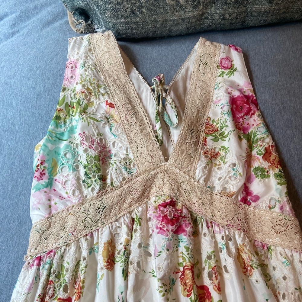 Just Me tropical floral lace midi dress - Picture 3 of 5